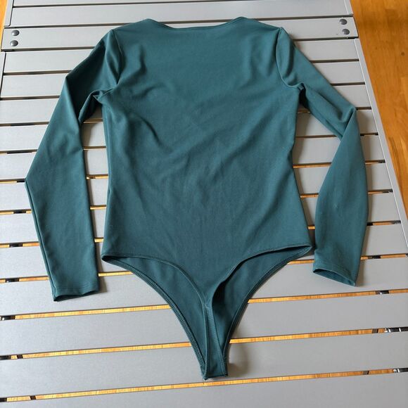 Abercrombie & Fitch Bodysuit Womens Medium Green Cheeky Long Sleeve Square Neck - Picture 3 of 7